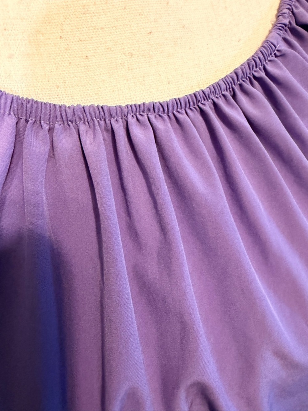 Lilac Ruffle-Sleeve Midi Shift Dress - Picture 4 of 7